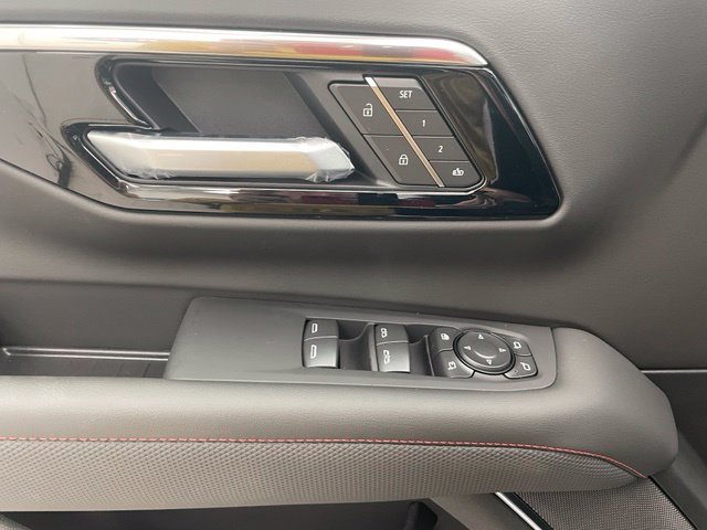 New 2026 Chevrolet Suburban RST w/ Comfort Package AWD/4WD image 11
