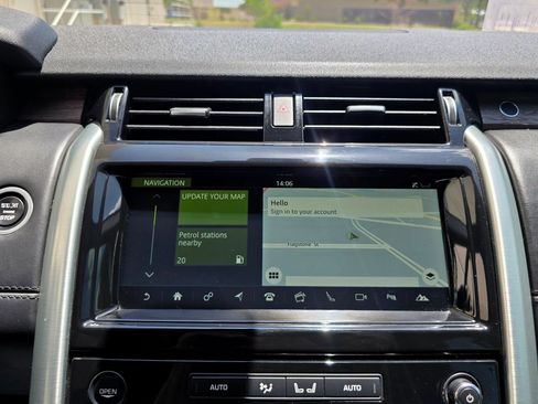 Used 2018 Land Rover Discovery HSE Luxury AWD/4WD image 40