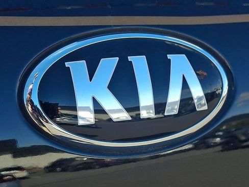 Used 2019 Kia Sorento L image 28