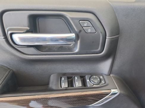 Certified 2019 Chevrolet Silverado 1500 LT Trail Boss AWD/4WD image 22