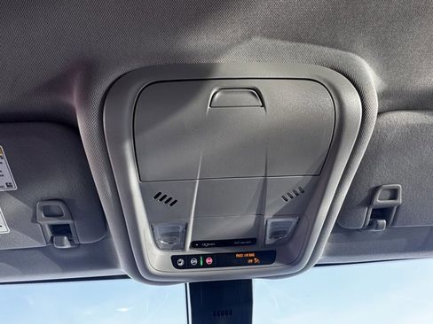 Used 2024 Chevrolet Equinox LT w/ LPO, Floor Liner Package image 20