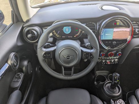 Used 2024 MINI Cooper S image 17