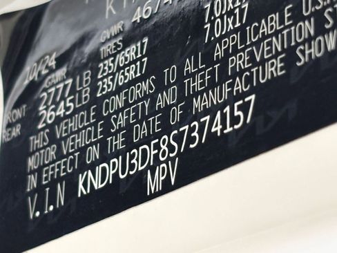 Used 2025 Kia Sportage LX FWD image 28