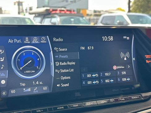 Used 2022 Toyota Mirai w/ Advanced Technology Package RWD image 18