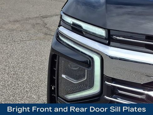 Used 2025 Chevrolet Suburban Premier w/ Sun And Tow Package AWD/4WD image 29