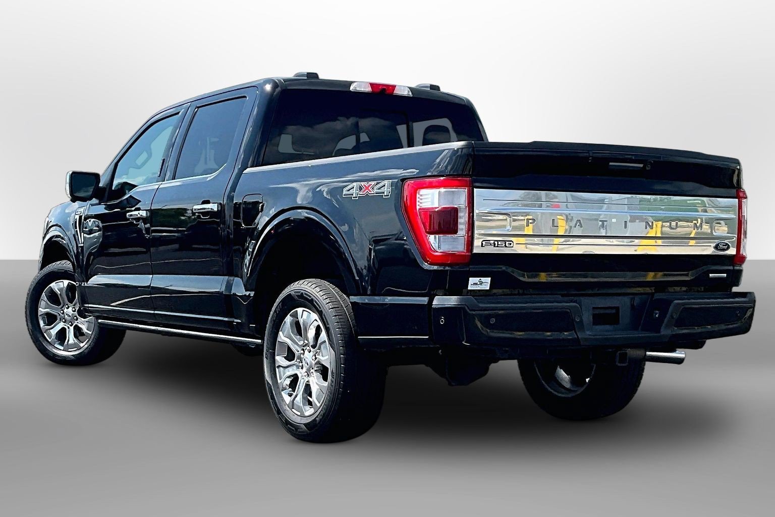 Used 2023 Ford F150 Platinum w/ Equipment Group 701A High AWD/4WD image 10