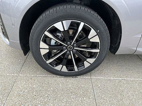 New 2026 Volvo XC60 B5 Plus w/ Protection Package Premier AWD/4WD image 12