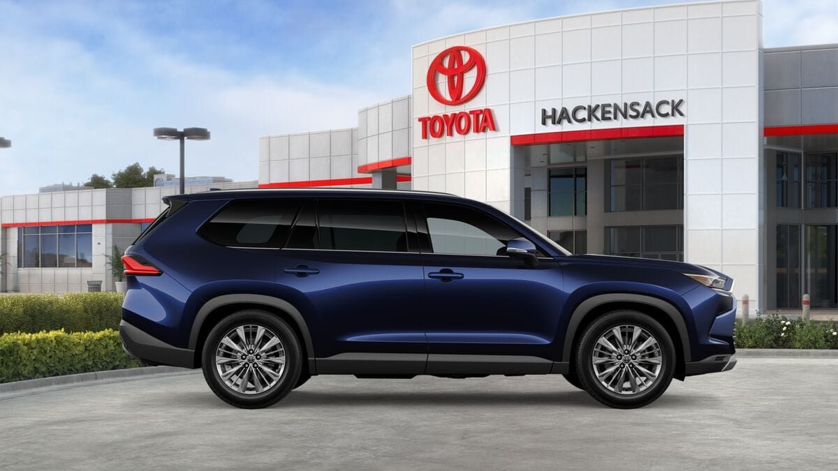 New 2026 Toyota Grand Highlander AWD image 12