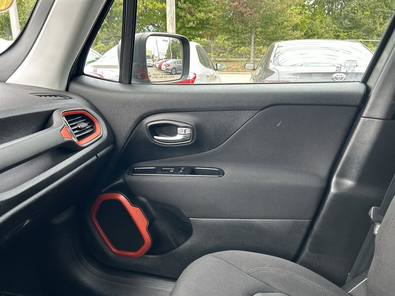 Used 2019 Jeep Renegade Sport AWD/4WD image 12