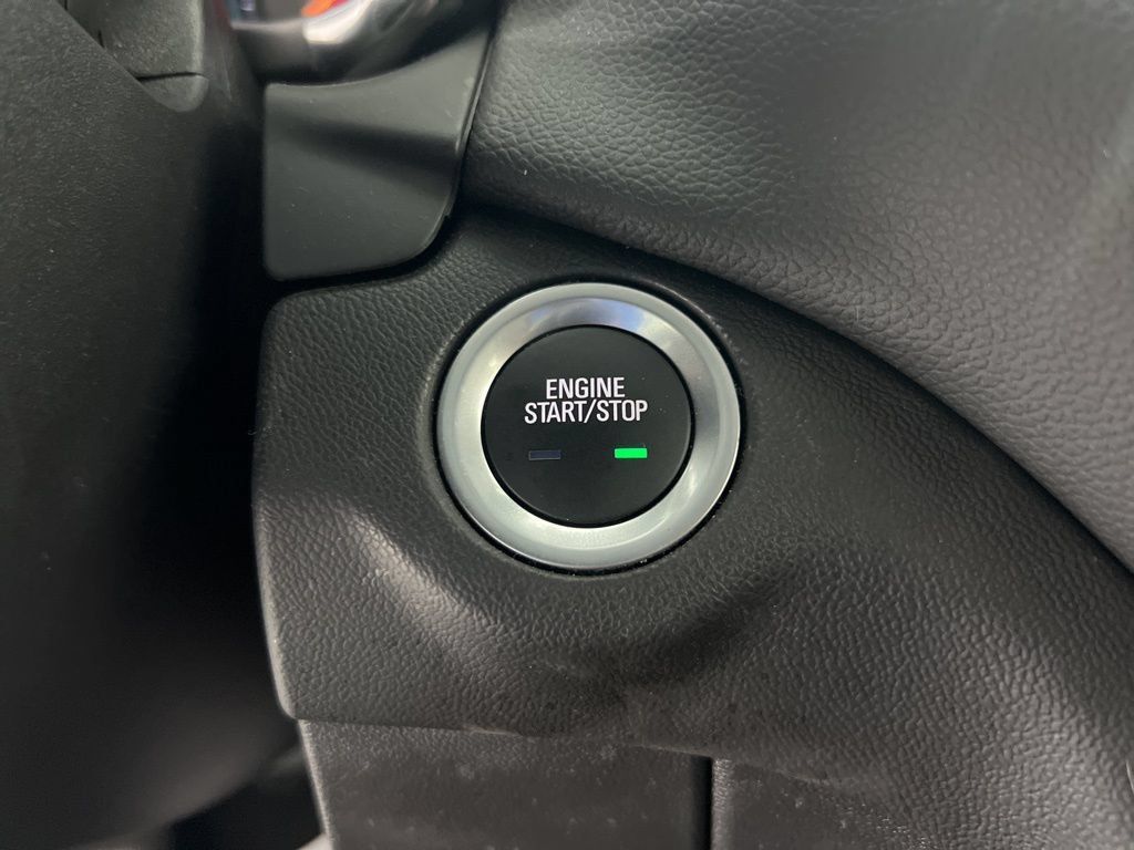 Used 2024 Chevrolet Equinox LT FWD image 16