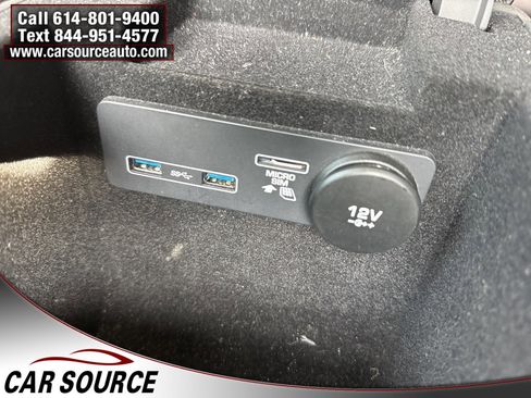 Used 2019 Jaguar F-PACE Prestige image 33