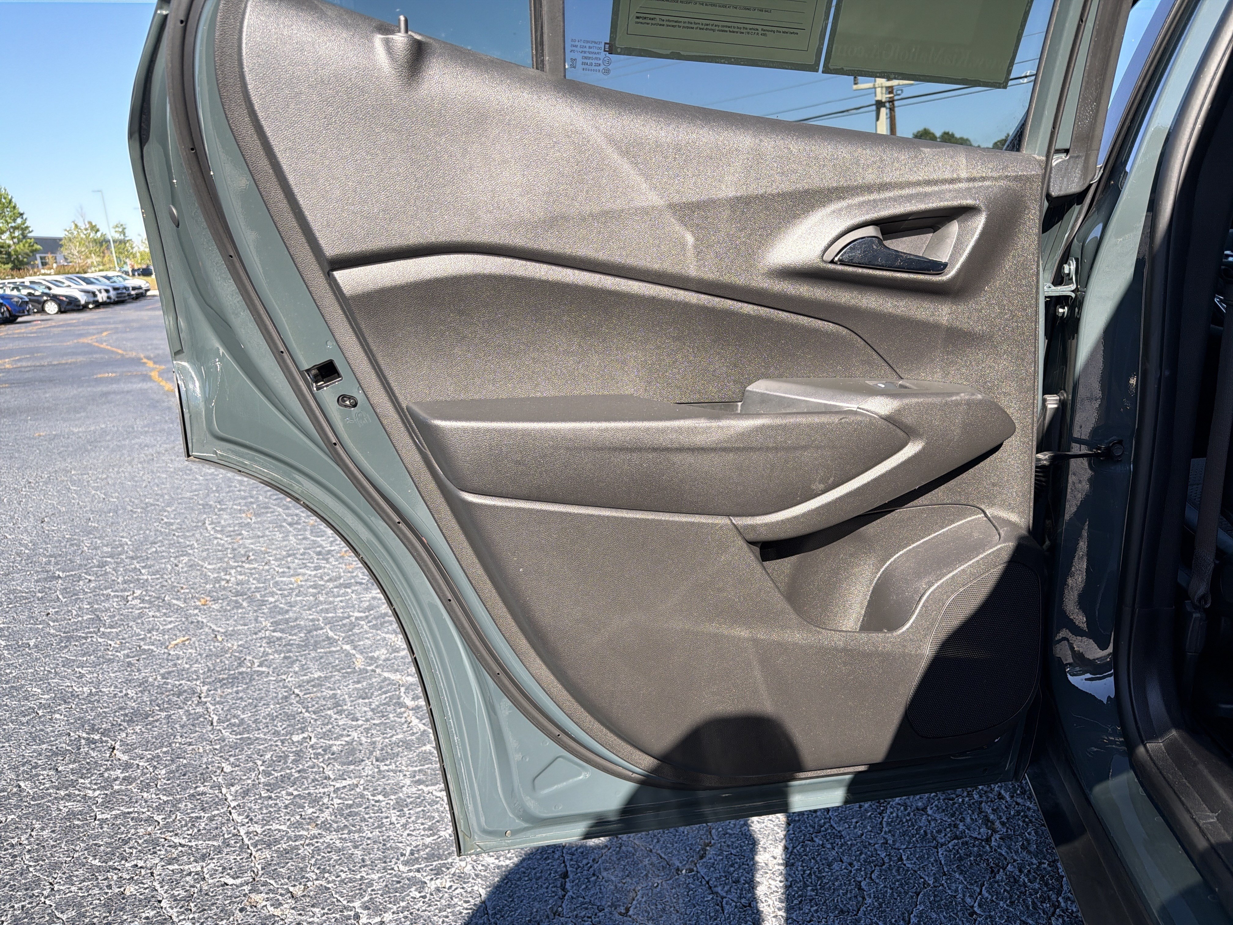 Used 2025 Chevrolet Trax LT w/ Driver Confidence Package FWD image 17