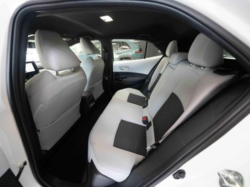 Used 2024 Toyota Corolla SE w/ SE Package FWD image 23