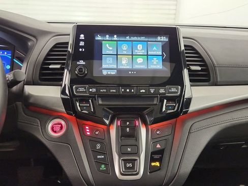 Used 2023 Honda Odyssey Sport image 12