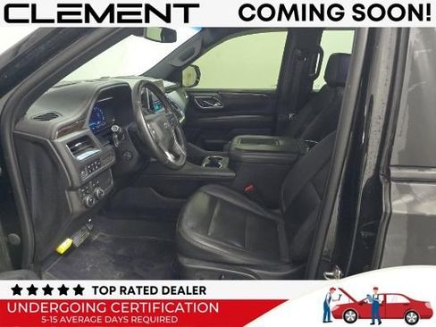 Used 2022 Chevrolet Suburban Z71 image 3