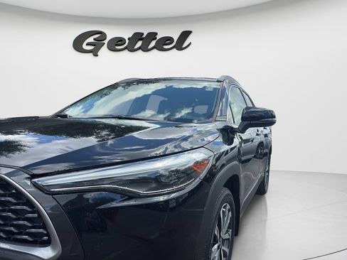 Used 2023 Toyota Corolla Cross XLE FWD image 9