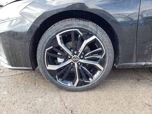 New 2025 Nissan Altima 2.5 SR image 22