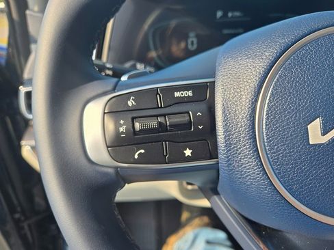 New 2025 Kia Sportage EX image 15