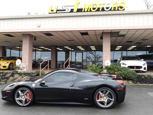 Used 2012 Ferrari 458 Spider image 4