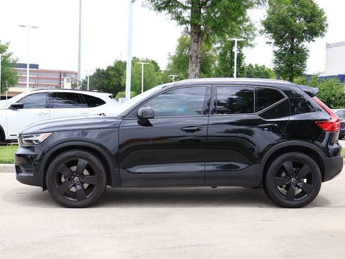 Used 2019 Volvo XC40 T5 Momentum AWD/4WD image 3