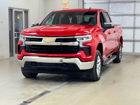 New 2026 Chevrolet Silverado 1500 LT image 3