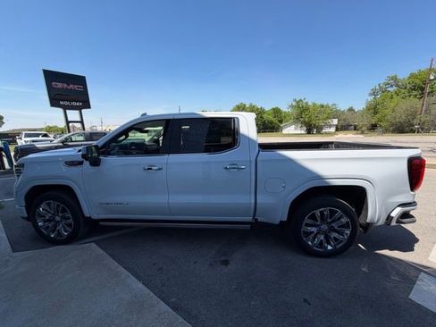 New 2026 GMC Sierra 1500 Denali image 9