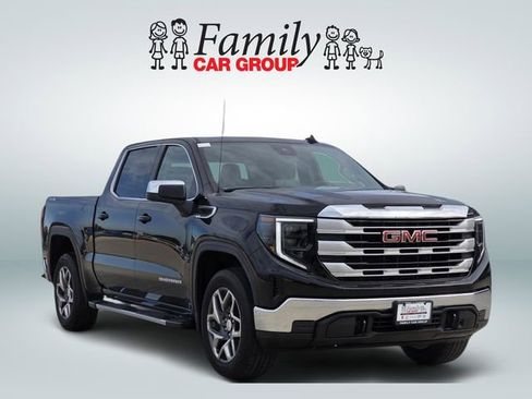 Used 2024 GMC Sierra 1500 SLE w/ Preferred Package AWD/4WD image 2