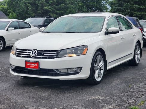 Used 2014 Volkswagen Passat TDI SEL Premium FWD image 3