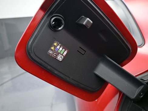 Used 2025 Dodge Charger R/T w/ Quick Order Package 25M R/T image 30