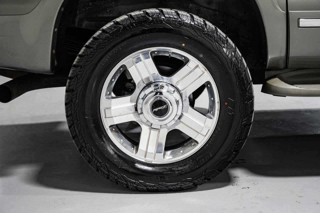 Used 2003 Ford Excursion Limited AWD/4WD image 12