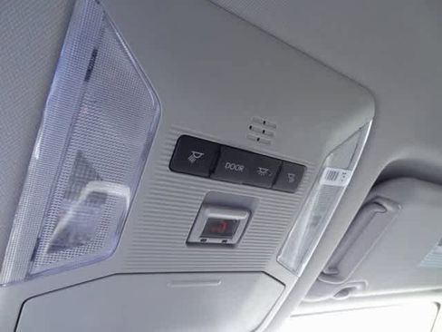 Used 2024 Toyota RAV4 XLE image 17