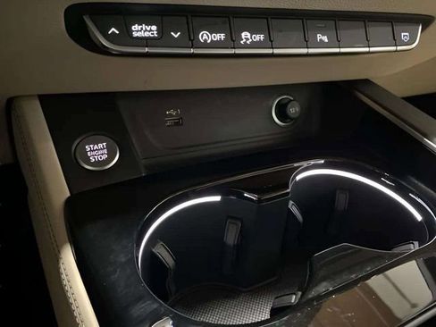 Used 2024 Audi A4 2.0T Premium Plus image 23