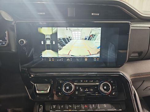 Certified 2024 GMC Sierra 2500 AT4 w/ AT4 Premium Plus Package image 27