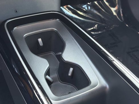 Certified 2023 Volkswagen ID.4 Pro RWD image 24