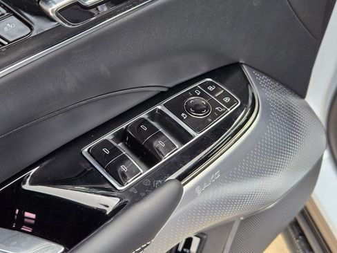 New 2026 Cadillac Lyriq V w/ Exterior Carbon Fiber Package image 26