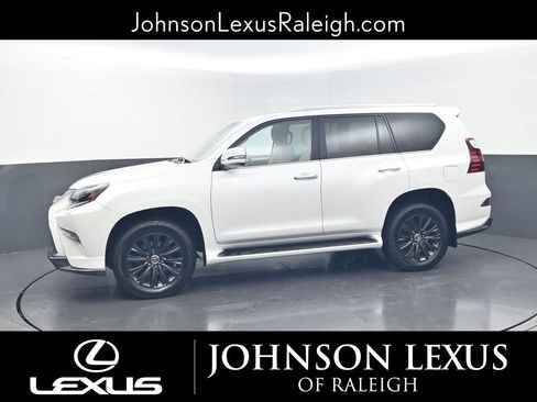 Used 2022 Lexus GX 460 Premium w/ Accessory Package AWD/4WD image 2