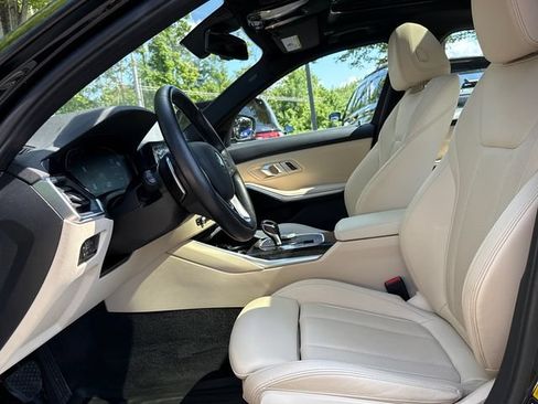 Used 2022 BMW 330i xDrive Sedan w/ Premium Package 2 AWD/4WD image 10