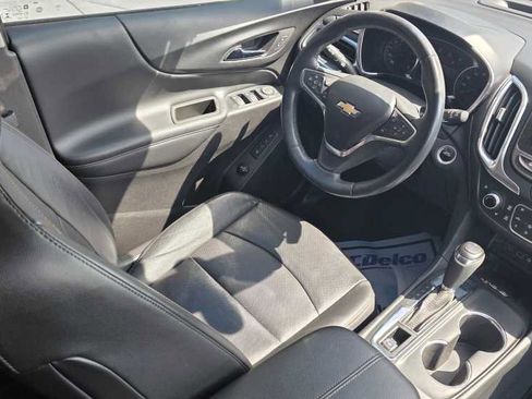 Used 2020 Chevrolet Equinox Premier image 21