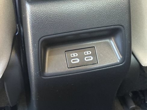 Used 2023 Toyota Corolla LE w/ LE Convenience Package FWD image 41