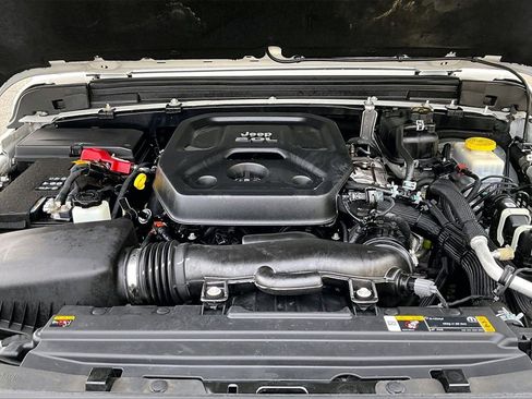 Certified 2021 Jeep Wrangler Unlimited Sport image 35