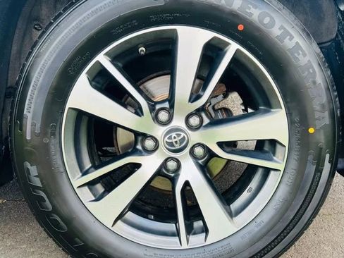 Used 2018 Toyota RAV4 XLE w/ Plus Extra Value Package image 27