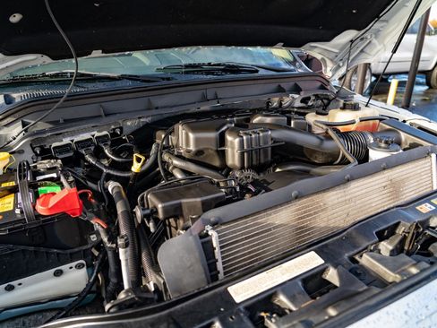 Used 2014 Ford F250 Lariat w/ Lariat Interior Package image 23