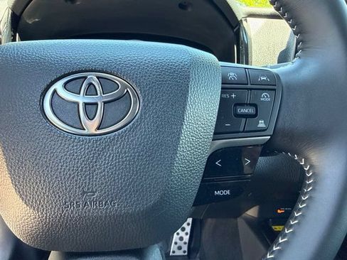 Used 2026 Toyota Camry SE FWD image 39