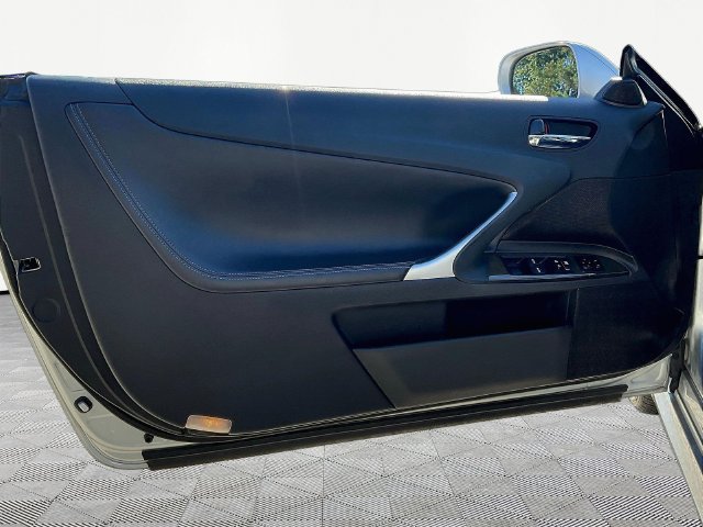Used 2013 Lexus IS 250C RWD image 21