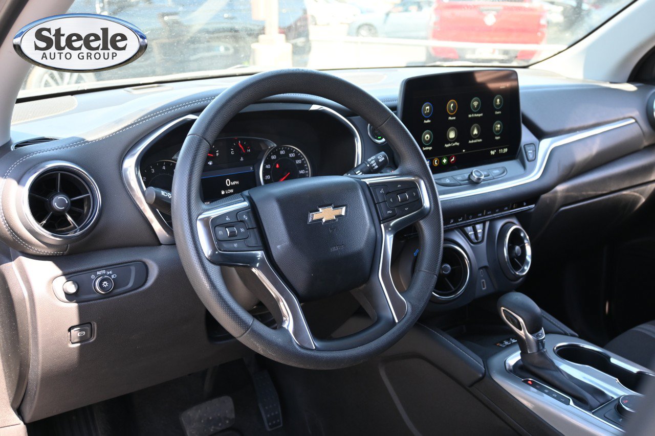 Certified 2023 Chevrolet Blazer LT w/ Convenience Package AWD/4WD image 17