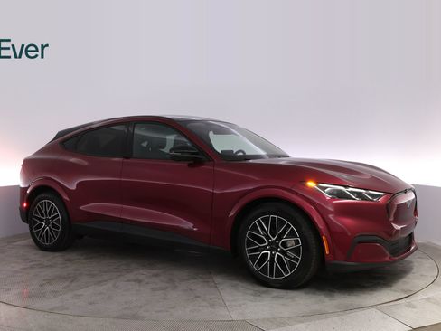 Used 2025 Ford Mustang Mach-E Premium RWD image 14