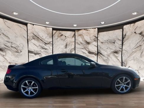 Used 2003 INFINITI G35 Coupe w/ Performance Tire & Wheel Pkg RWD image 4
