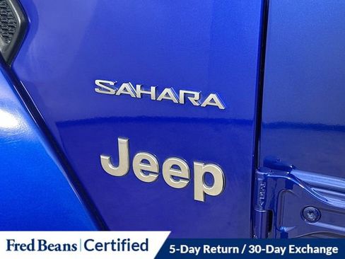 Used 2020 Jeep Wrangler Unlimited Sahara image 25