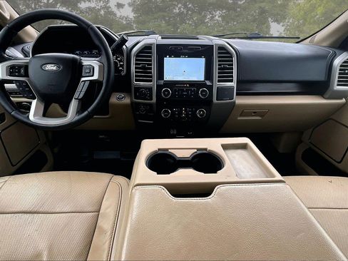 Used 2016 Ford F150 Lariat w/ Trailer Tow Package image 8