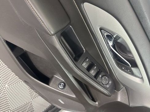 Used 2021 Chevrolet Traverse RS image 21